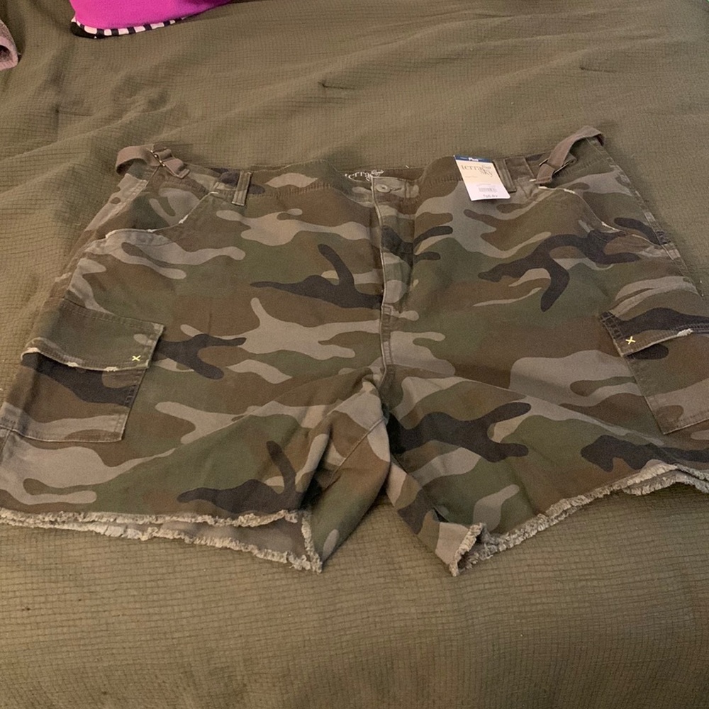 Plus Utility Shorts